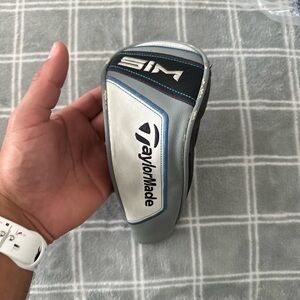 TaylorMade SIM Golf Club Headcover